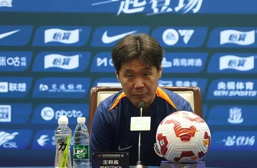 pg电子游戏官网官方网站-李霄鹏：本场说我带队以来最精彩一战，对兰克尔·泽表现很满意