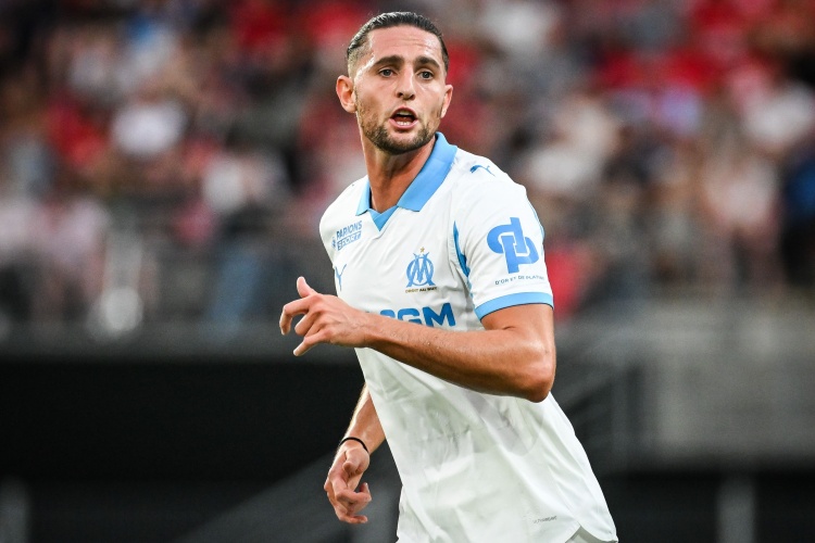 电子游戏平台-米兰推进拉比奥特转会谈判，深入评估费用结构与合同细节