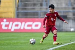 官方：拜仁将22岁韩国中场李贤珠出售至葡超球队阿罗卡